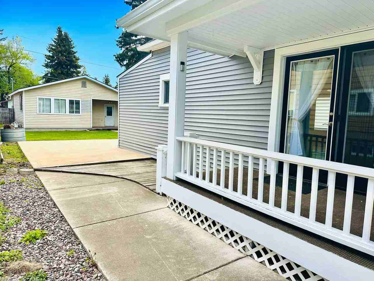 1135 3rd Ave W - Photo 5 of 40