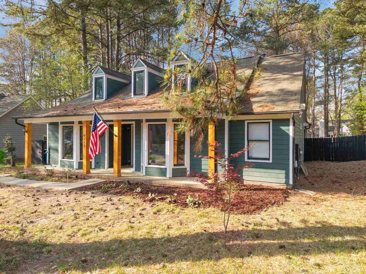 5312 Northpines Dr - Photo 3 of 37