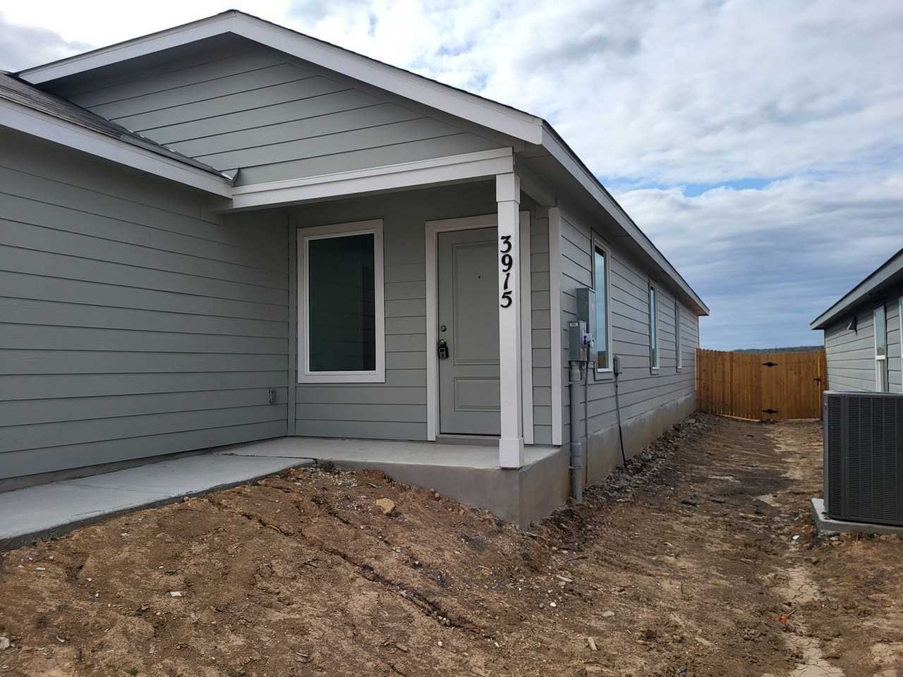 3915 Eldorado - Photo 2 of 16