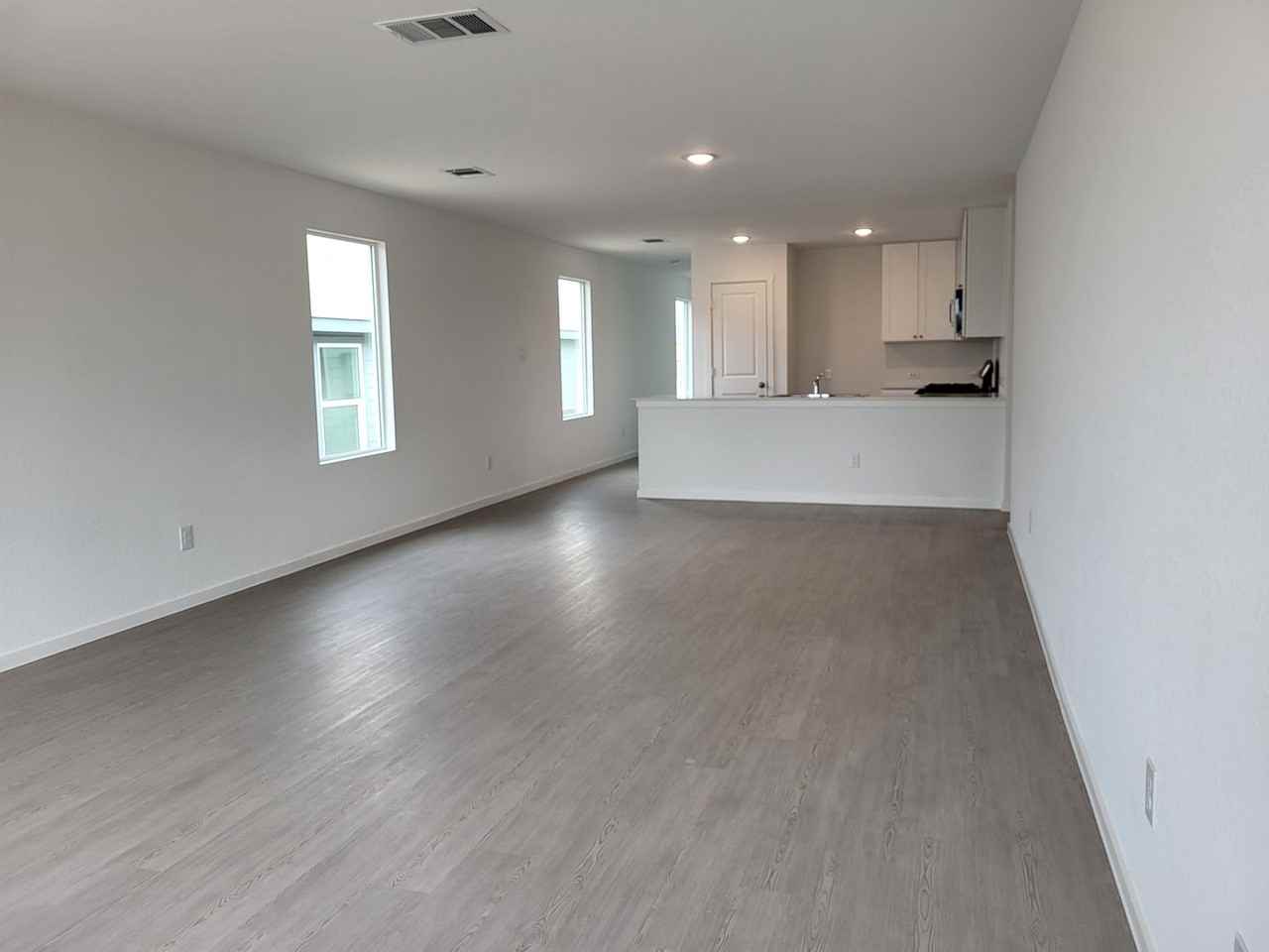 3915 Eldorado - Photo 3 of 16