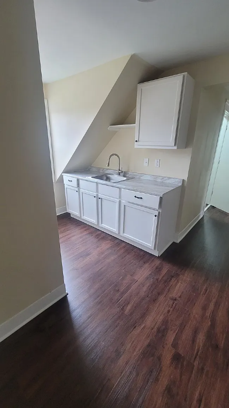 4485 W 136th St - Photo 3 of 11