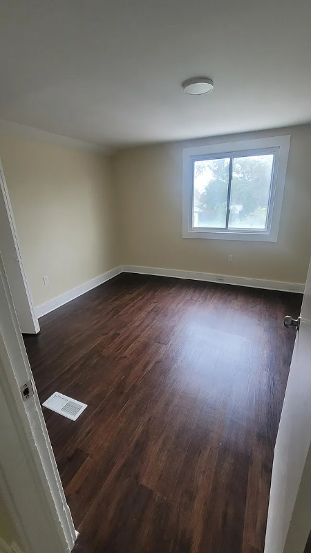 4485 W 136th St - Photo 4 of 11