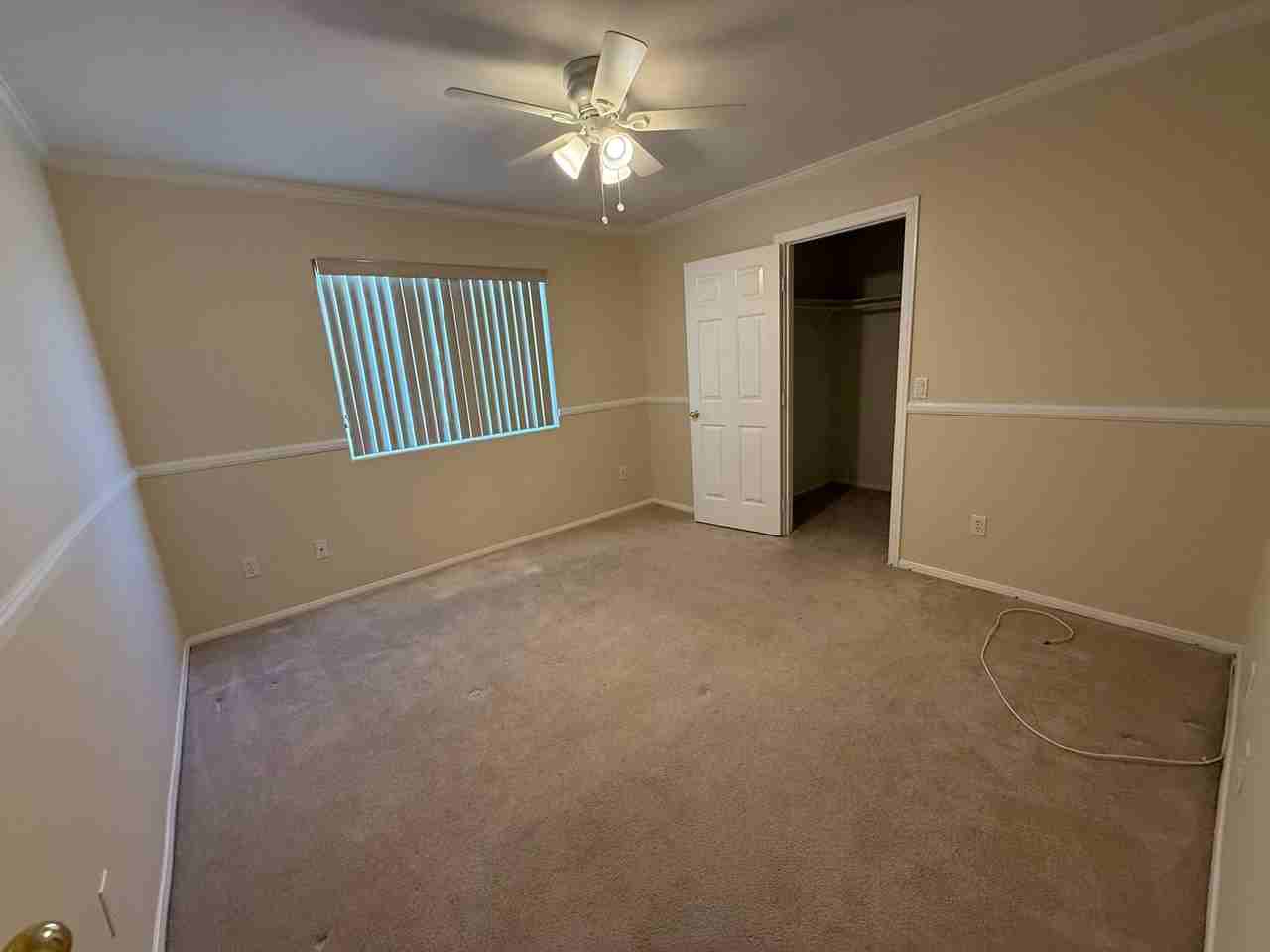 13372 Country Club Dr - Photo 5 of 44