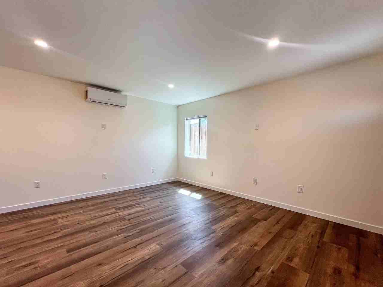 174 Chelsea Ave - Photo 5 of 19