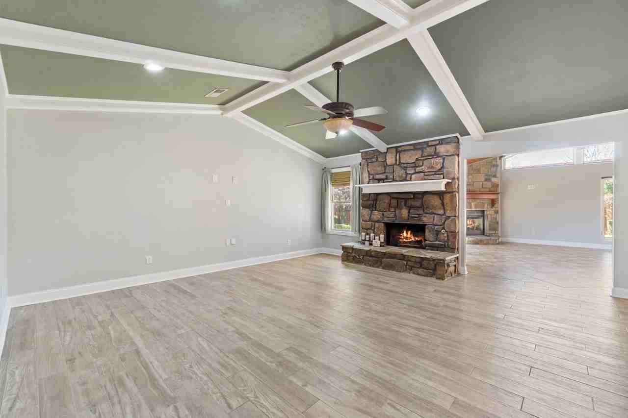 3222 S 54th St - Photo 6 of 36