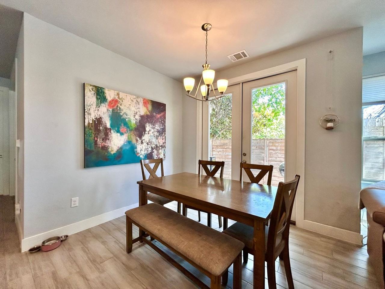 930 E 54th St #A - Photo 6 of 28