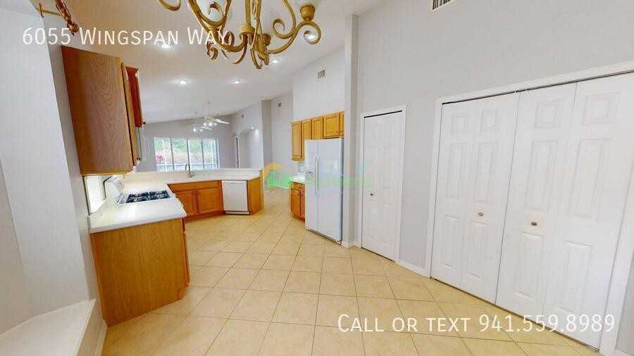 6055 Wingspan Way - Photo 6 of 30