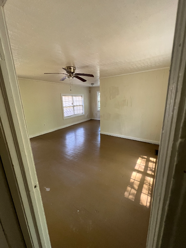 119 Cedar Ln - Photo 7 of 9