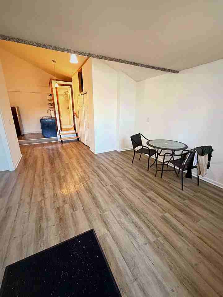 625 Shelford Rd #1 - Photo 3 of 11