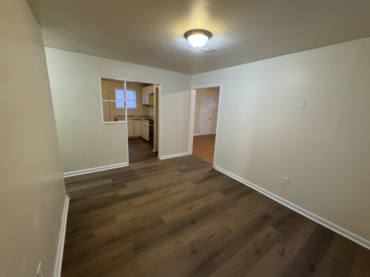 646 46th St #NA - Photo 4 of 13