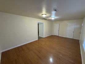 646 46th St #NA - Photo 1 of 1