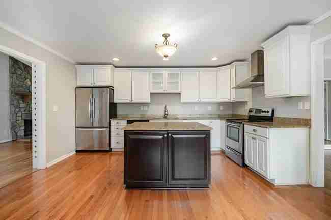 3717 Smokerise Hill Dr #NA - Photo 4 of 12