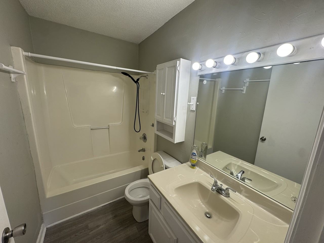 541 S Deveron Dr #541 - Photo 5 of 11