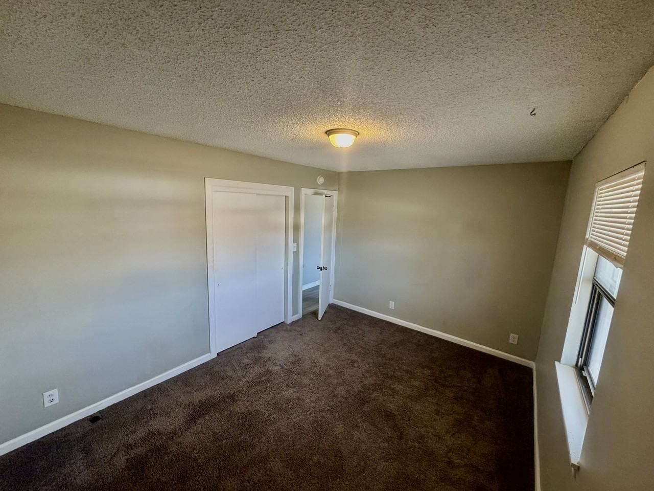 541 S Deveron Dr #541 - Photo 7 of 11