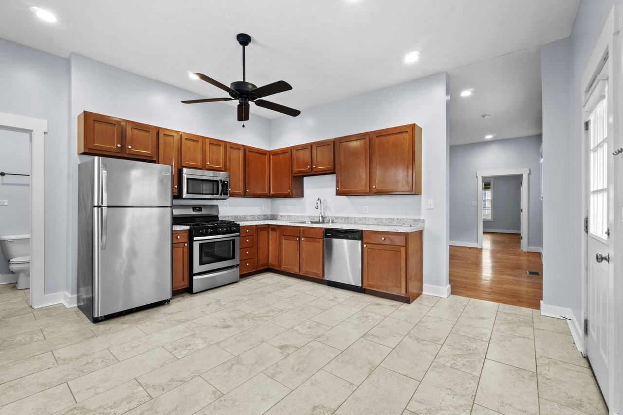 1306 Payne St #1306 - Photo 2 of 12