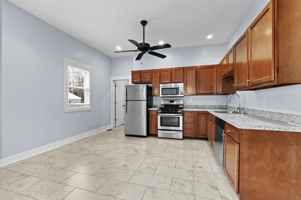 1306 Payne St #1306 - Photo 3 of 12