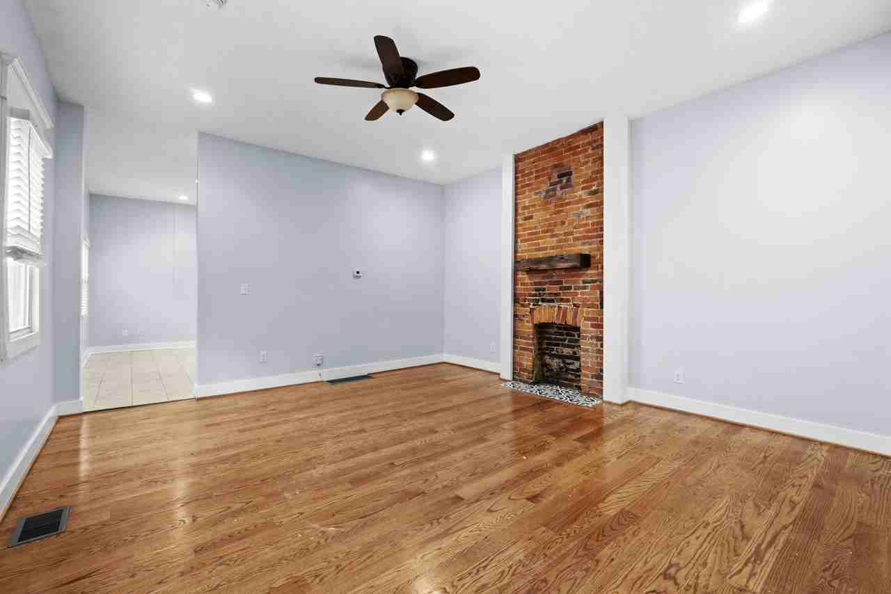 1306 Payne St #1306 - Photo 7 of 12