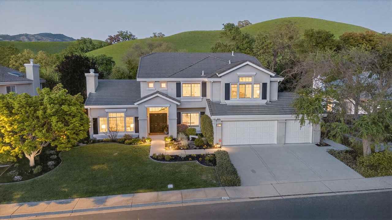 1038 Mccauley Rd #NA - Photo 4 of 50