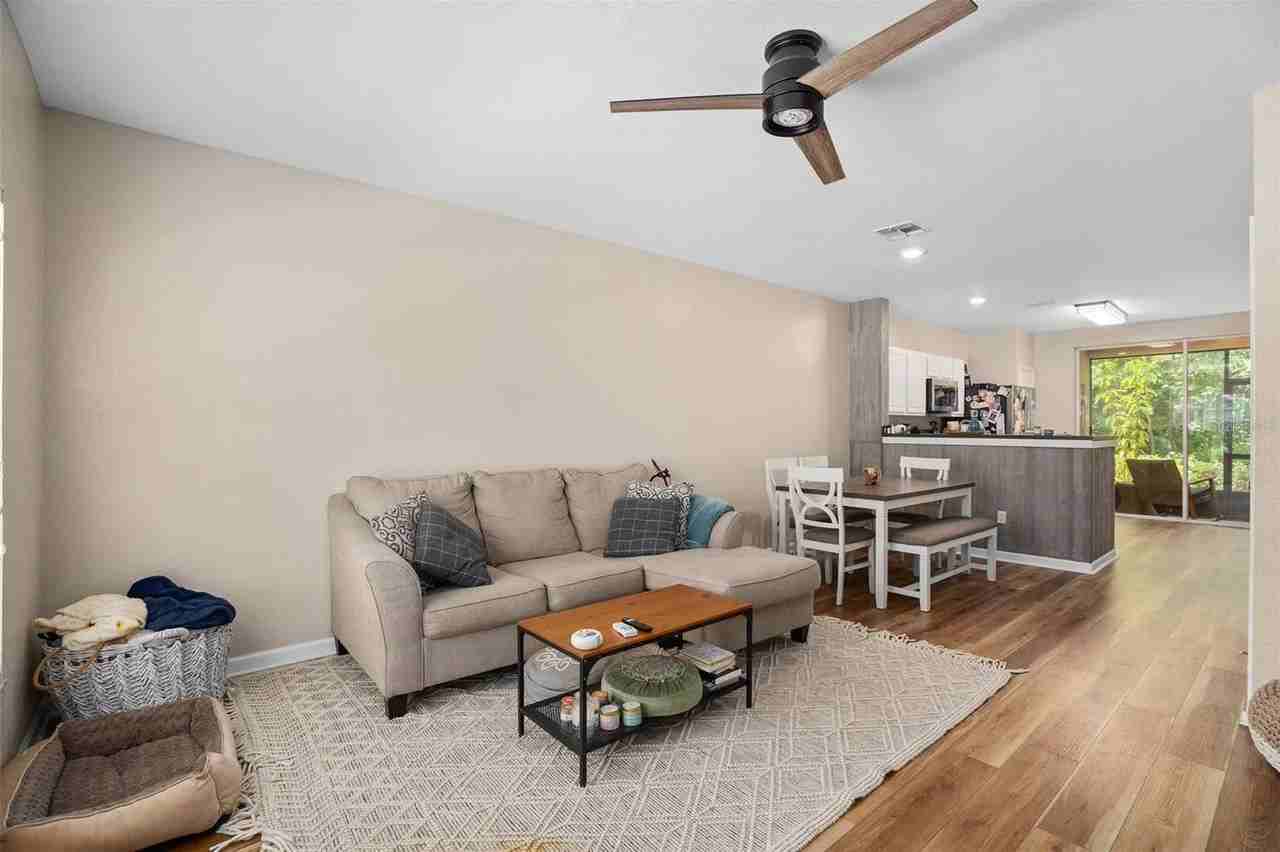 772 Shropshire Loop - Photo 5 of 21