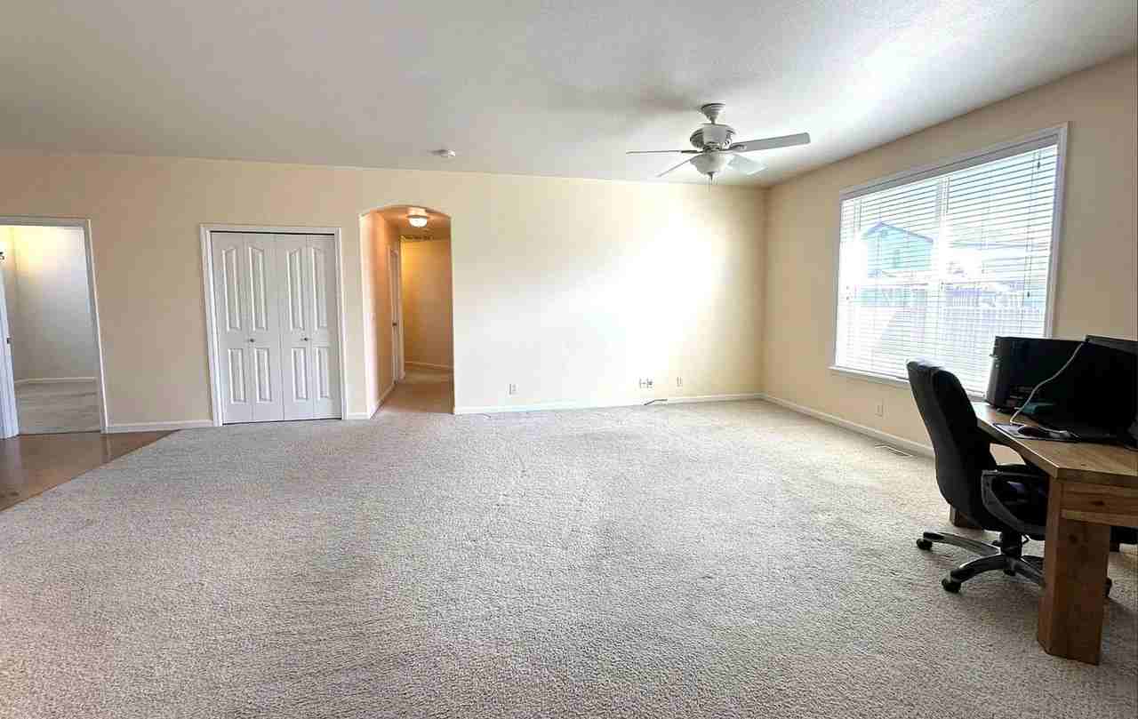 163 Waterloo St - Photo 2 of 20