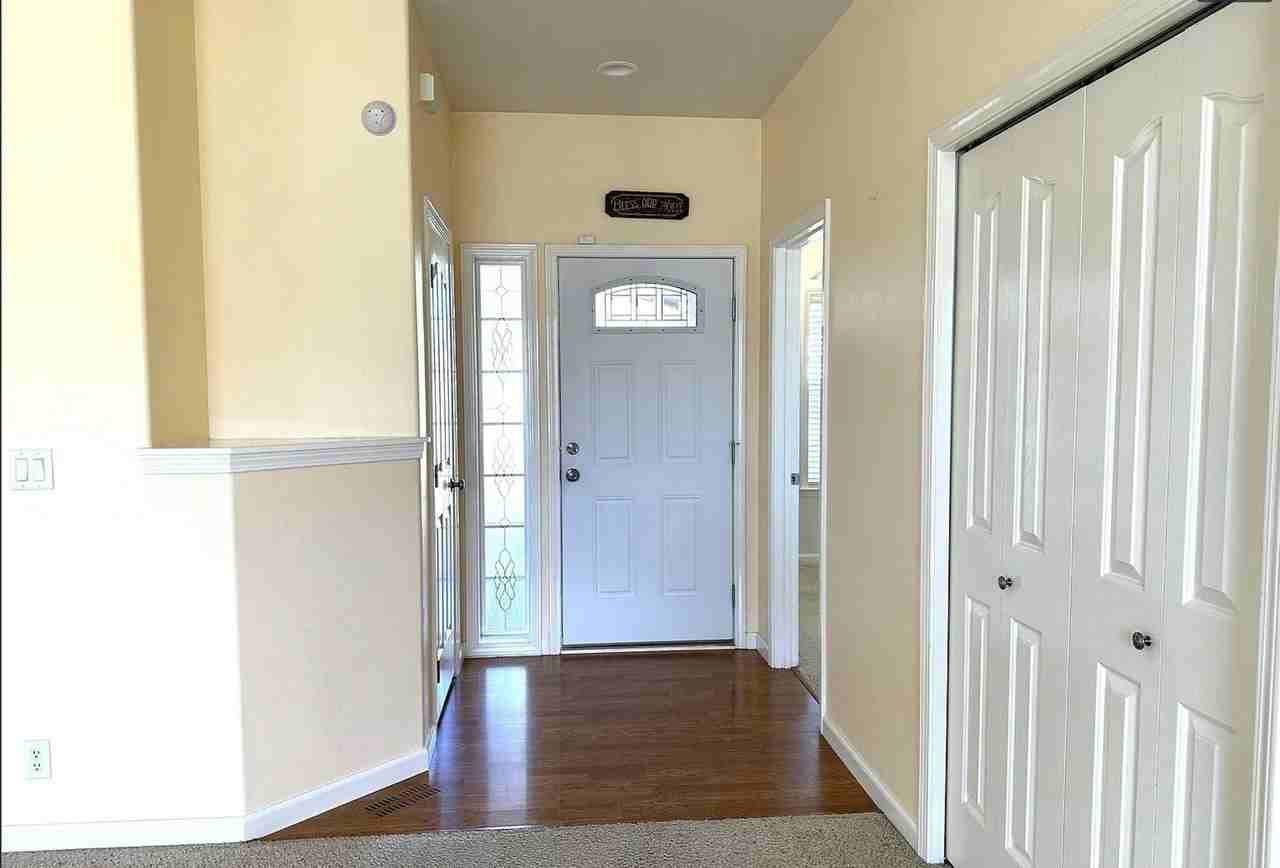 163 Waterloo St - Photo 3 of 20