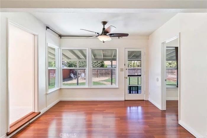 529 N Yale Ave - Photo 3 of 16