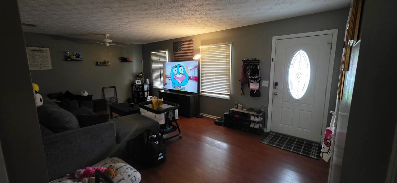 638 Ogden Ave - Photo 6 of 20