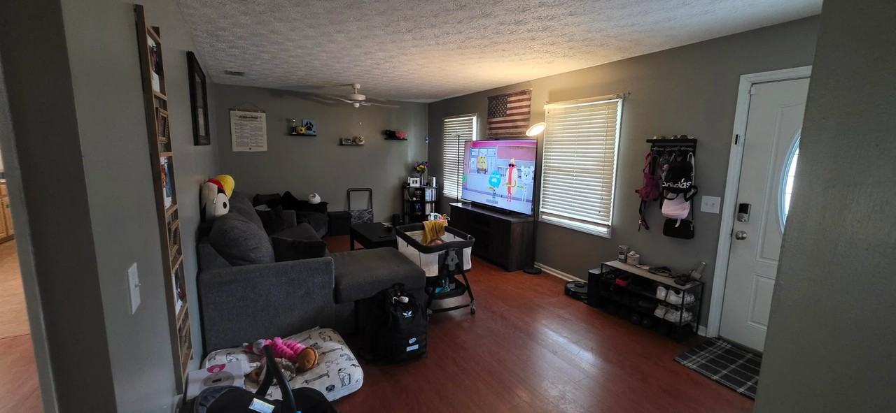 638 Ogden Ave - Photo 7 of 20