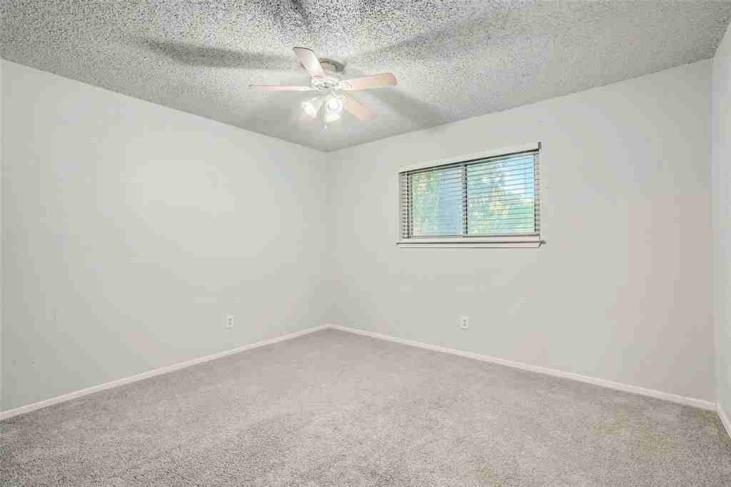 3305 Broken Spoke Trl - Photo 6 of 11