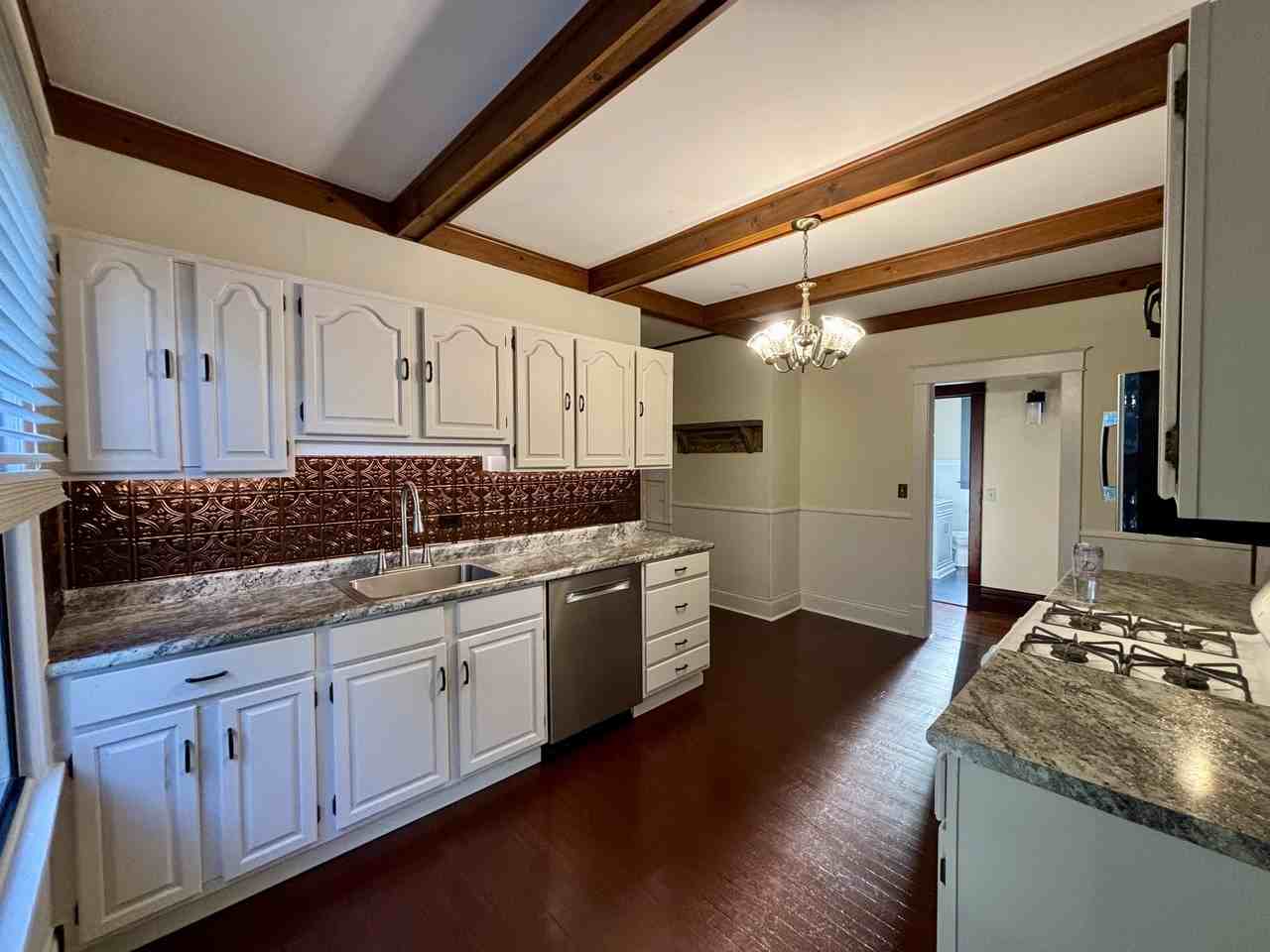 Highwood Ave #2R - Photo 2 of 29
