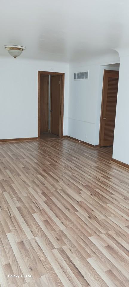 8804 Riverview Blvd #A - Photo 4 of 12