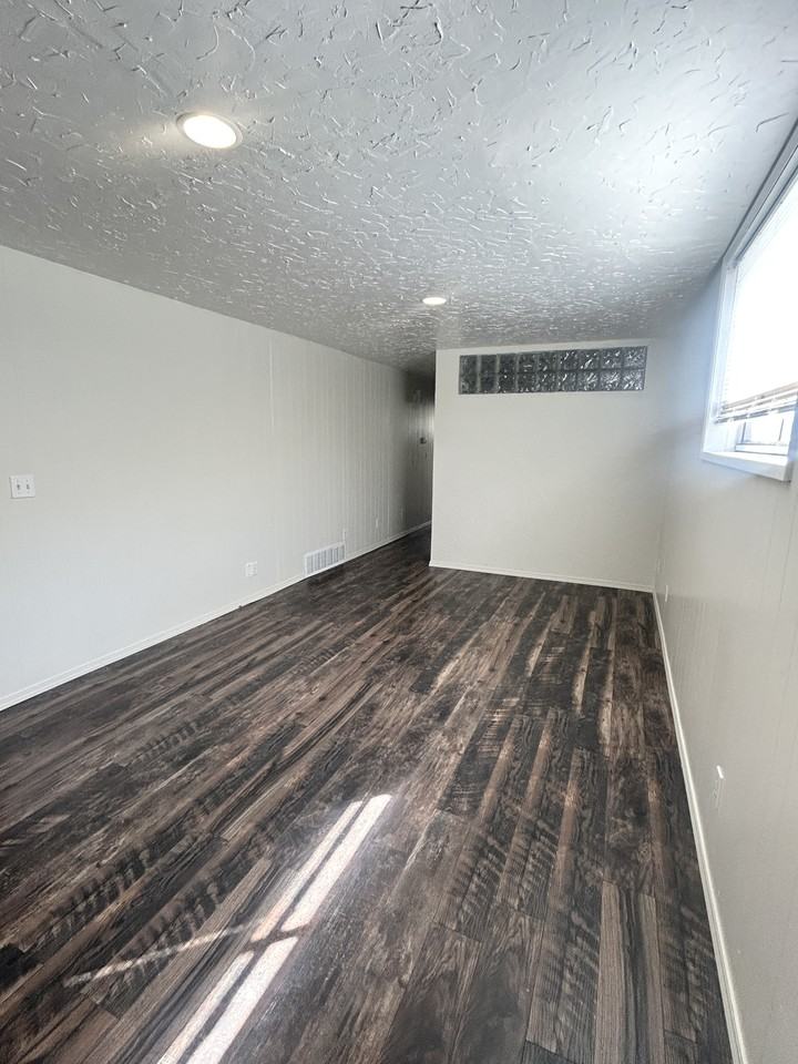 1215 E 1700 S Apt 3 #3 - Photo 6 of 12