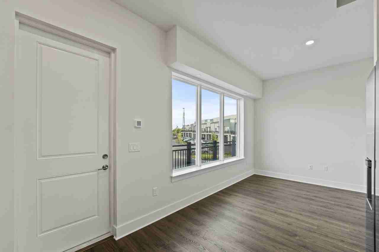 850 TETBURY LOOP, Unit 850 - Photo 2 of 25