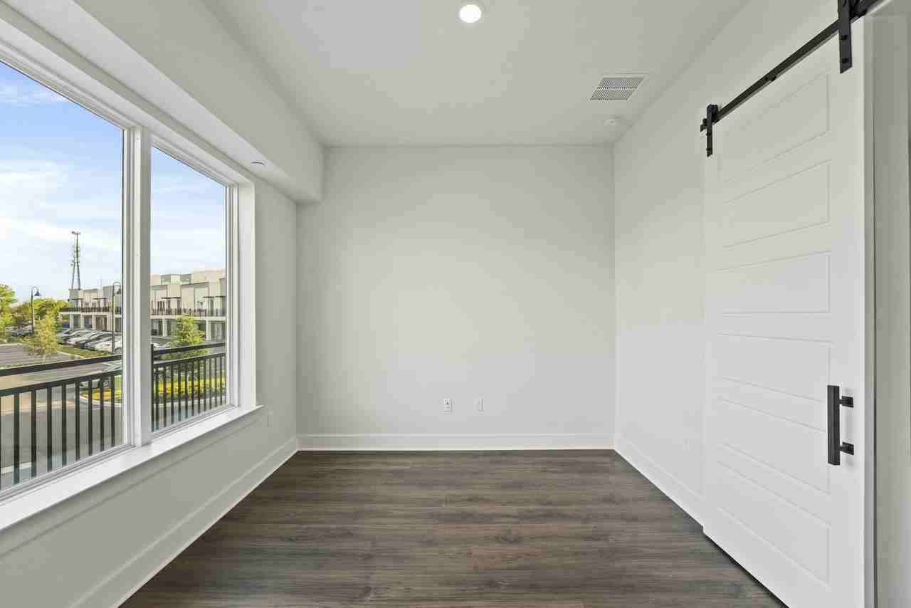 850 TETBURY LOOP, Unit 850 - Photo 7 of 25