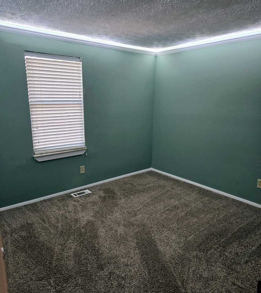 4705 Midridge Drive - Photo 5 of 16