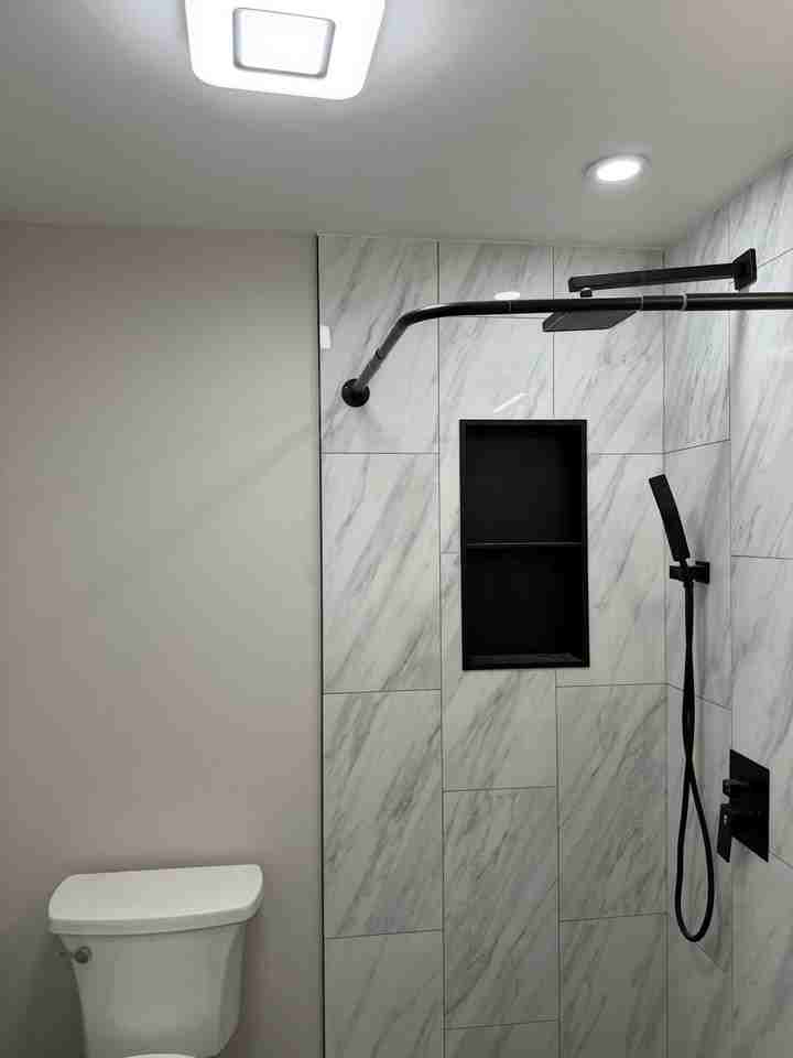 321 Jefferson Ave, Unit 1 - Photo 3 of 7