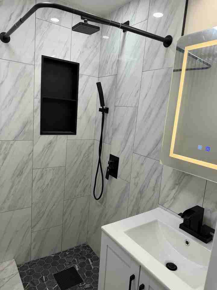 321 Jefferson Ave, Unit 1 - Photo 7 of 7