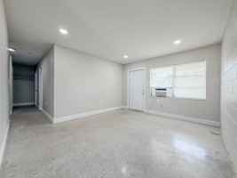 featured image of 713 N 25th St