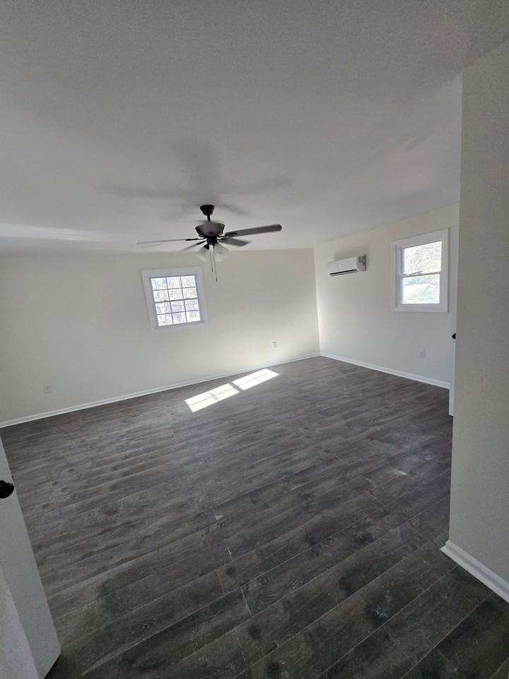 503 North Orange Street - Photo 4 of 9