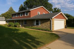 featured image of 21515 Sierra Dr #1