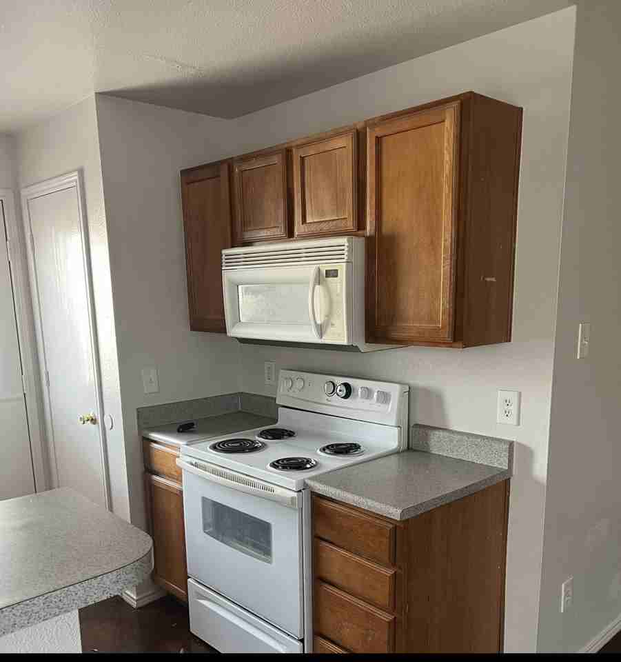 7814 Downe Dr #7814DOWNE - Photo 2 of 3