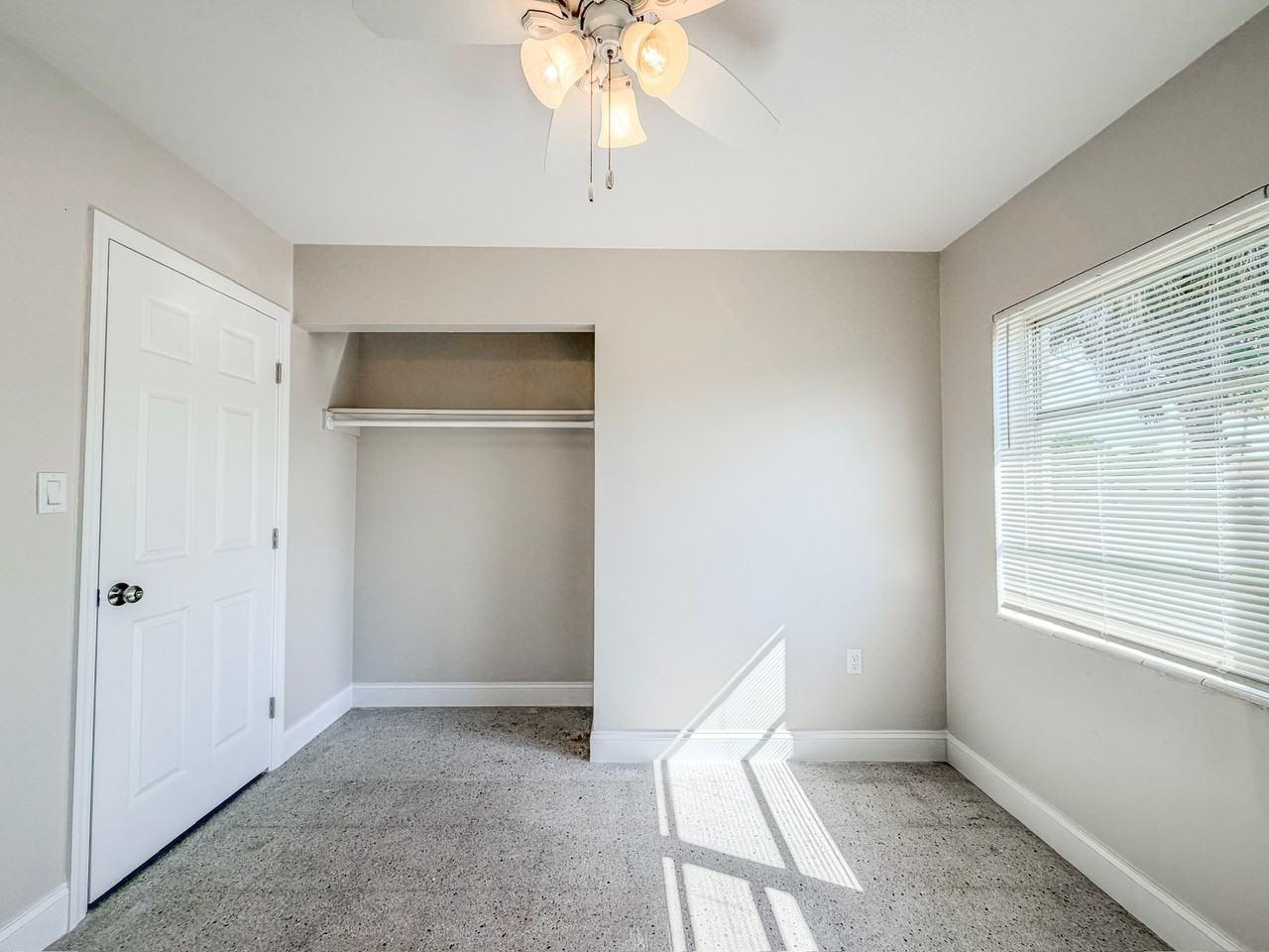 703 N 25th St #703 - Photo 7 of 28