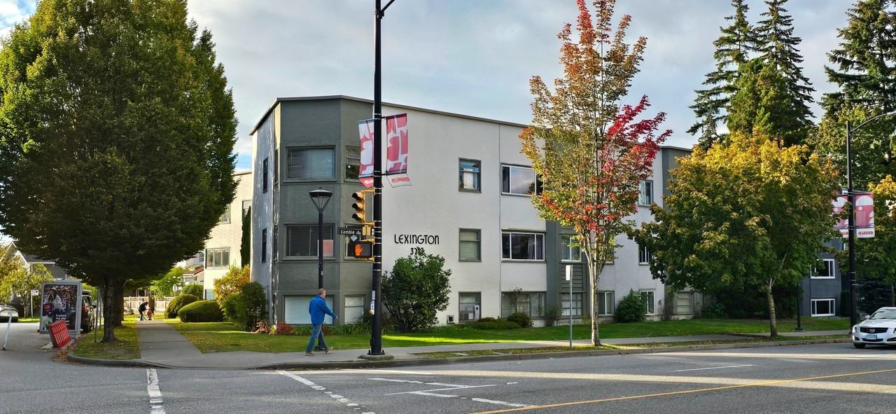 3777 Cambie St - Photo 2 of 20