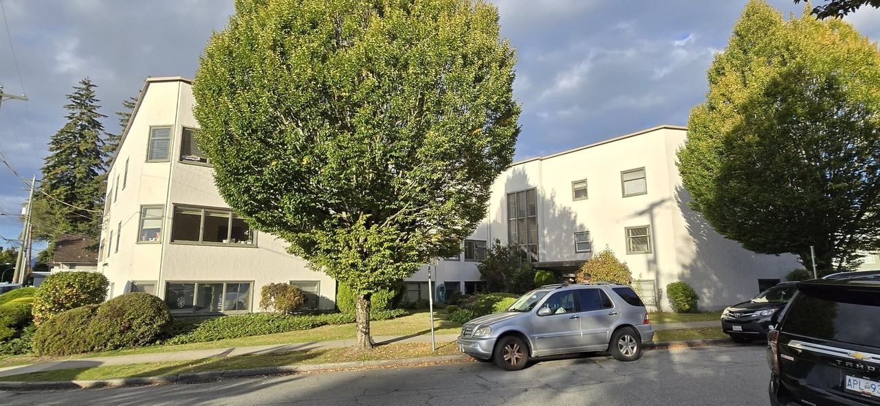 3777 Cambie St - Photo 4 of 20