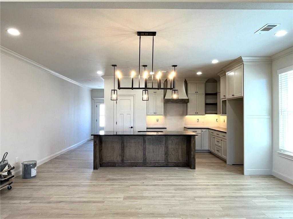 4750 Farmhouse St - Photo 3 of 7