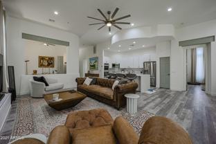 8136 E Beardsley Rd - Photo 1 of 1