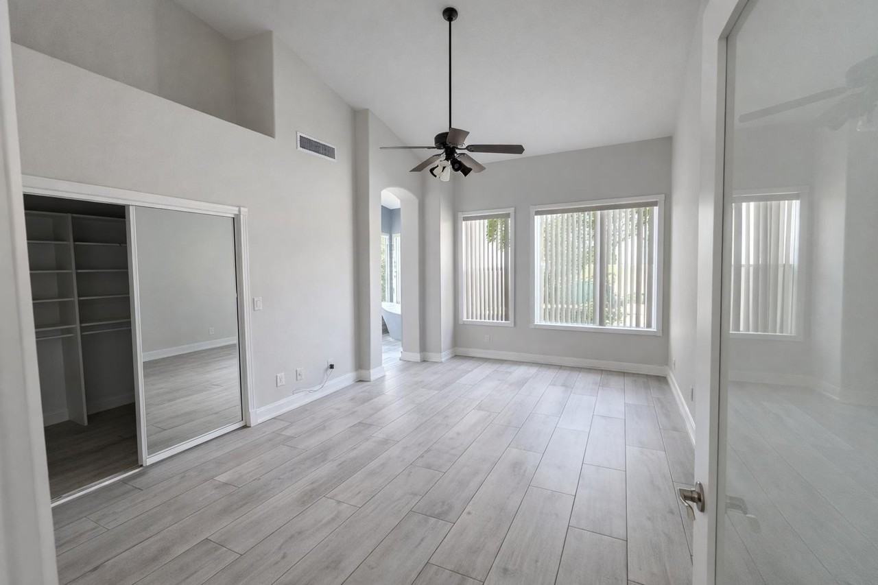 4338 E Desert Marigold Dr - Photo 5 of 13