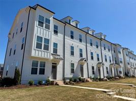featured image of 3212 Drift St