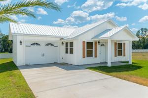 featured image of 523 Landing Ave