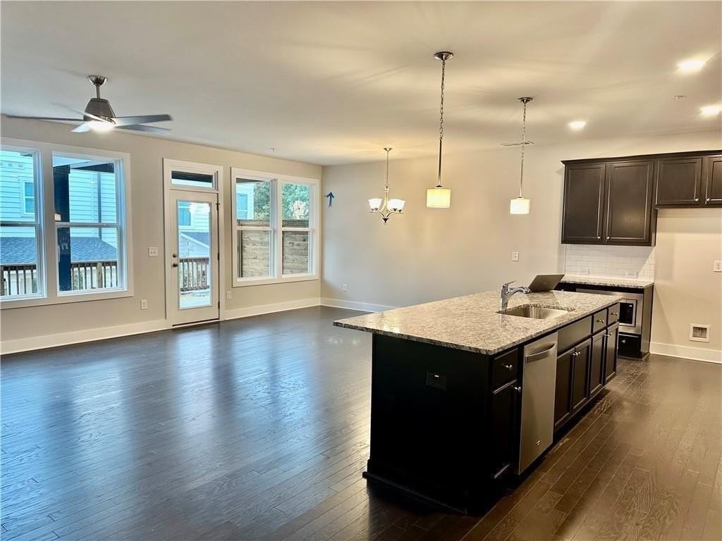 1225 Waldon Xing - Photo 6 of 22